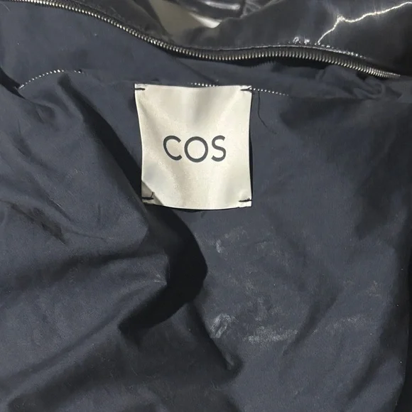 COS high shine cross body (reserved) - Picture 4 of 4